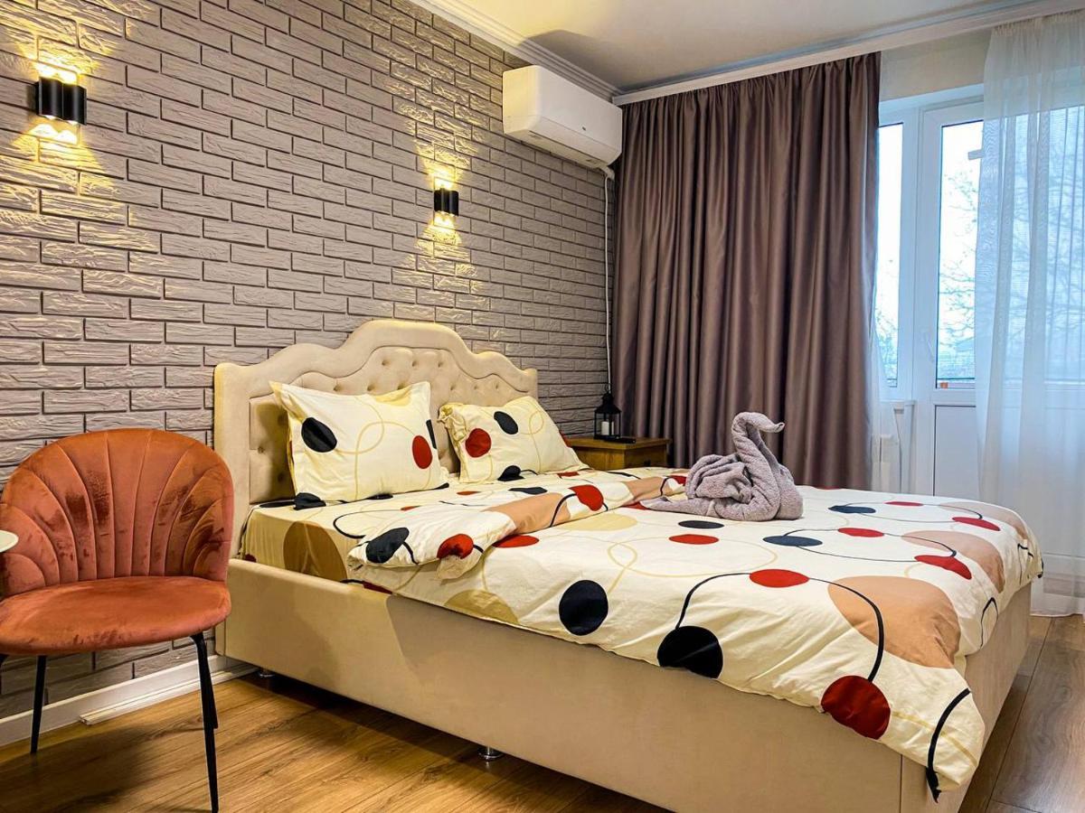 Sunny Apartment *